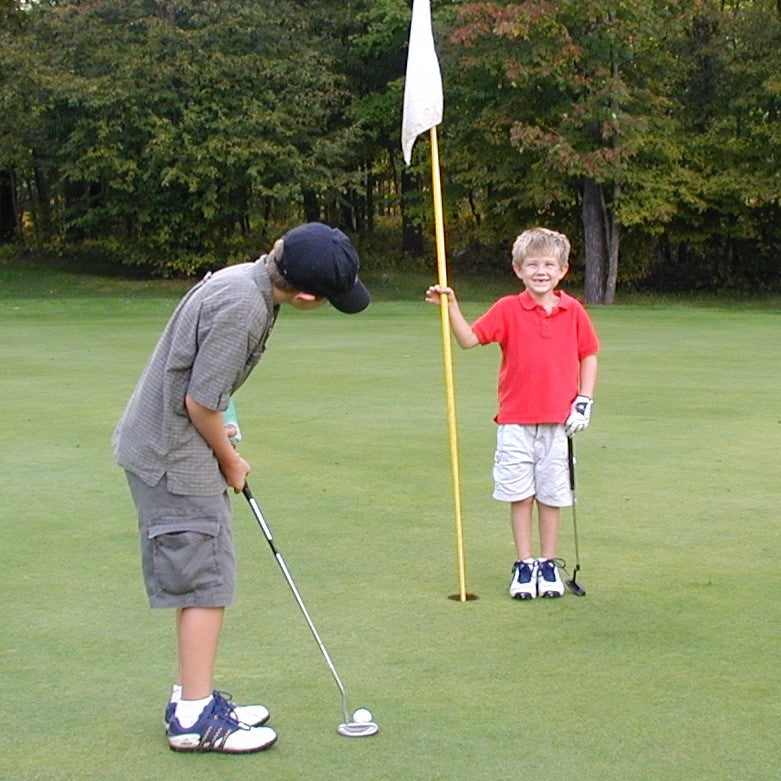 Par 3 Golf - Junior - Saturday/Sunday/Holidays
